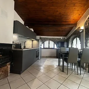 casa-dolceacqua.hotelitalianriviera.com/